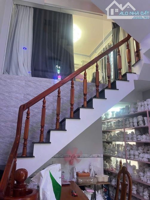 🏠 BÁN NHÀ 2,5 TẦNG – HẺM CẠN LÊ HỒNG PHONG,