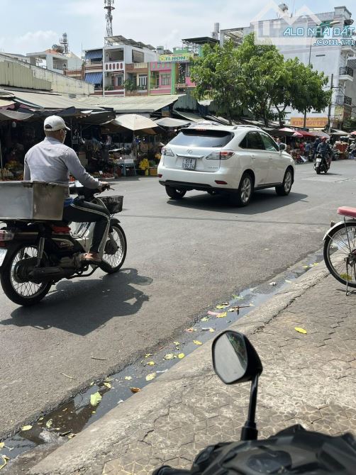 MẶT TIỀN NGAY CHỢ TÂN TRỤ - 181M2 - 3 TẦNG - GIÁ NHỈNH 30 TỶ