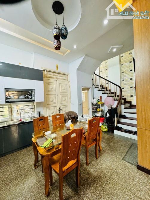 BÁN NHÀ TRẦN BÌNH - NHÀ ĐẸP MẶT NGÕ - Ô TÔ VÀO - NGÕ THÔNG - KINH DOANH - 55M2, 5 TẦNG