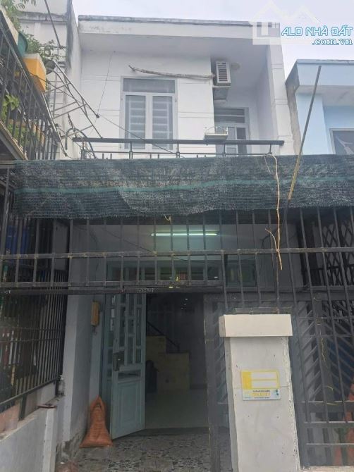 NHÀ SỔ RIÊNG 111M2-HOÀN CÔNG ĐẦY ĐỦ-HẺM XH TỚI NHÀ-NGAY CẦU LONG KIỂNG