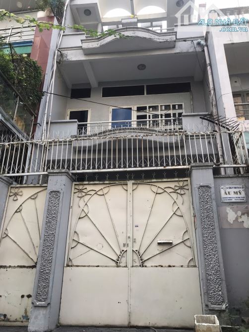 [95tr/m2] Bán gấp nhà Trương Công Định, p14, TB. DT: (6.5x16m) - 2 tầng. Giá chỉ 9.5 tỷ tl