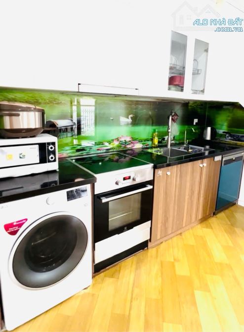 Chị gái em cần chuyển nhượng lại căn 2PN D