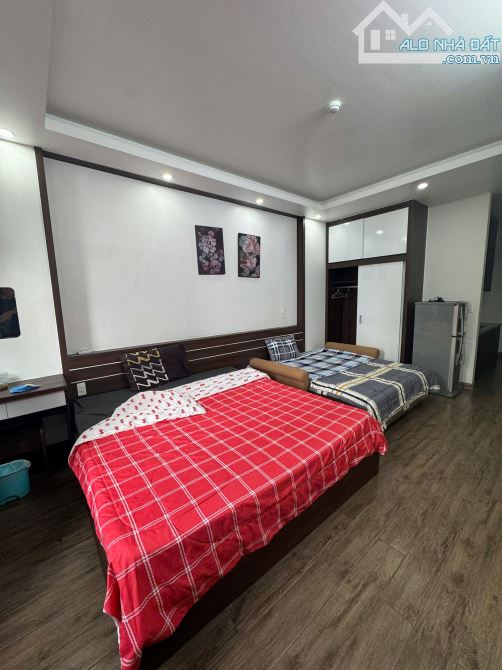 K200 CHO THUÊ khách sạn tại Lê Hồng Phong