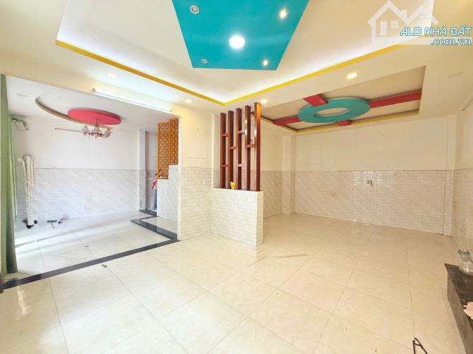 SIÊU HIẾM – NHÀ NGANG 9M D5 NGUYỄN GIA TRÍ, P25 BÌNH THẠNH | 72m² VUÔNG VỨC – GIÁ CHỈ 7.5