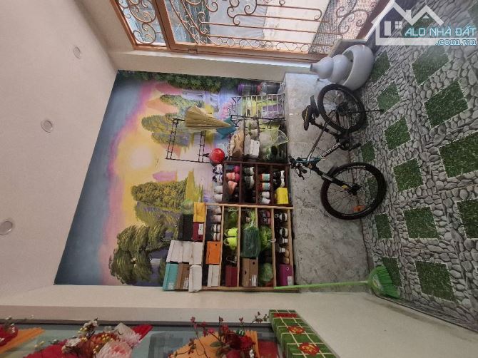 BÁN NHÀ BỒ ĐỀ LONG BIÊN – 35M², MT 5.3M, FULL NỘI THẤT, Ô TÔ ĐỖ CỬA – GIÁ 10.25 TỶ 🏡