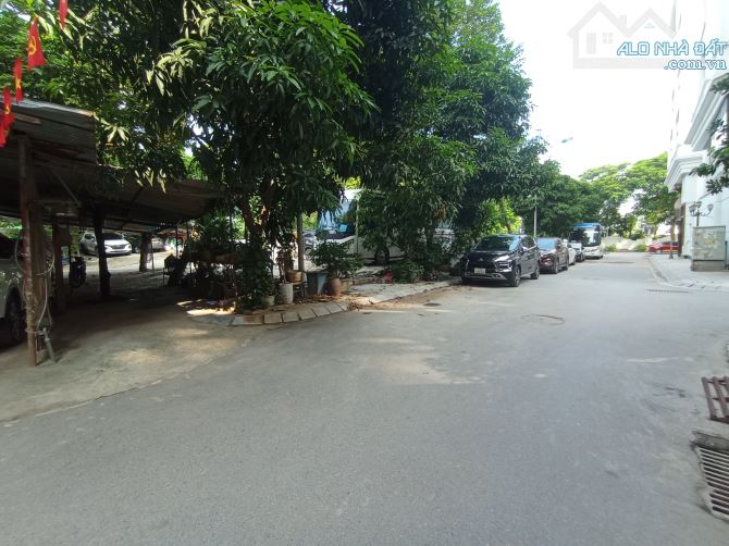 Bán đất Kim Giang ( Thành Liệt) Hoàng Mai 42/44m2 ngõ thông, KD Otto đậu cửa 9,7 tỷ