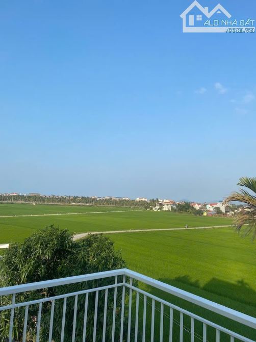 🔥Villa View Lúa trực diện có dòng tiền Hội An , Thiết kế hiện đại , chủ đang vận hành 40t