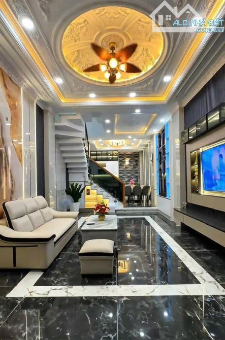 Siêu phẩm Yên Nghĩa,Hà Đông, dân xây chắc chắn rộng , vị trí đẹp cách ô tô 10m