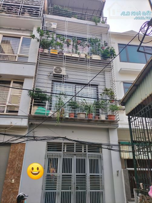 BÁN NHÀ THẠCH BÀN, LONG BIÊN – 45M², MẶT TIỀN 4.5M, Ô TÔ, SỔ PHÂN LÔ, GIÁ 8,8 TỶ