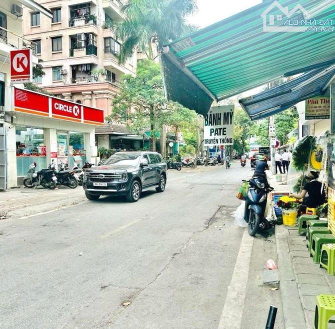 Mặt phố Đội Nhân quận Ba Đình 102m2 MT7m-4Tầng Ô Tô Tránh,Vỉa Hè Kinh Doanh Mọi Loại Hình