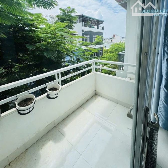 CĂN GÓC 2 MT ĐƯỜNG SỐ LÀ HÀNG HIẾM SIÊU PHẨM MT ĐƯỜNG SỐ QUẬN 4 NGAY  HỒ BƠI - KHU TRUNG