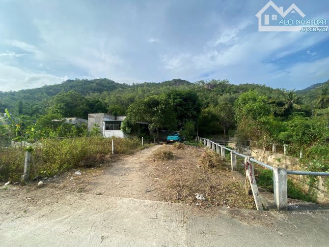 🔥🔥🔥 Chủ gởi bán  đất Phước Đồng diện tích 96,7m2 với giá 980 Triệu . P . Nam Nha Trang