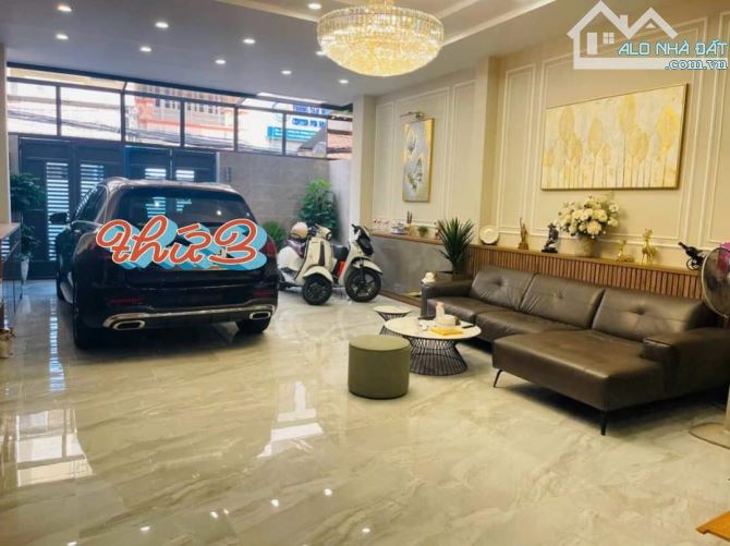 XE HƠI VÀO NHÀ! Bán Nhà 6 Tầng Nguyễn Đình Chiểu, 66m2, 14 Tỷ