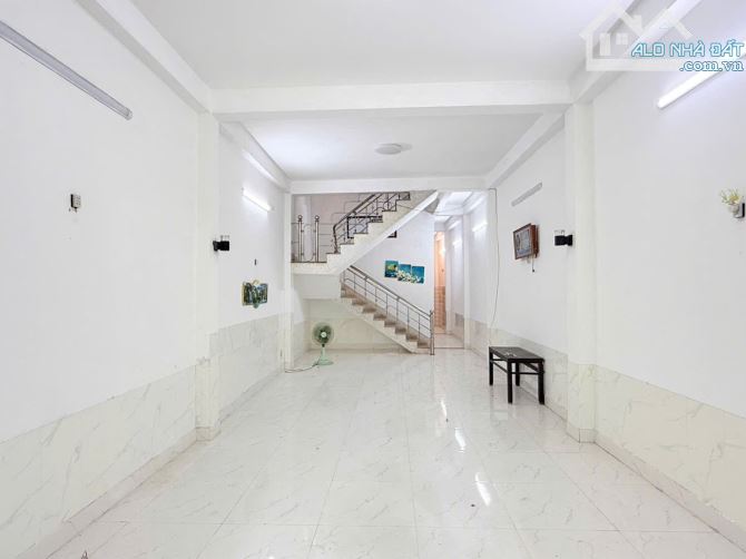 Bán nhà mặt tiền Mỹ Đa Đông 5, 70m2, ngay chợ Bắc Mỹ An, 8.x tỷ