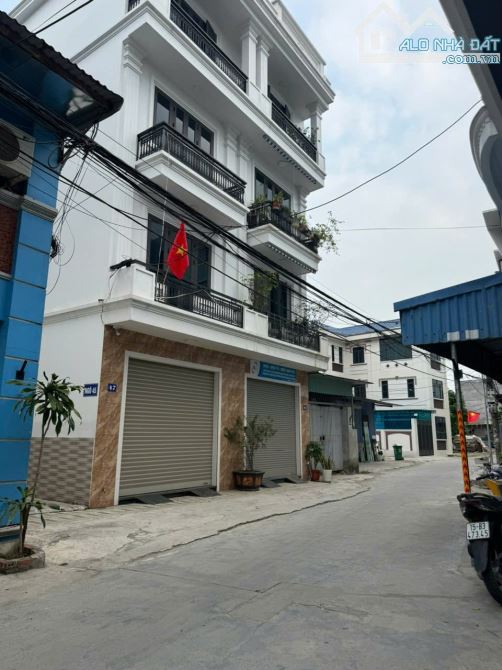 Nhà ngõ thông ô tô tránh nhau đối diện Hoàng Huy, An Đồng, An Dương, Hải Phòng