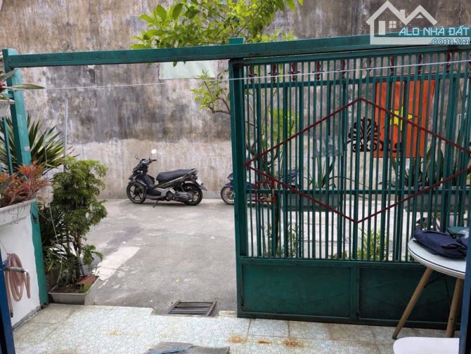 Linh Chiểu Thủ Đức ✪ Nhà 40m2 (4*10m) ✪ Hẻm xe hơi ✪ 4.1 tỷ