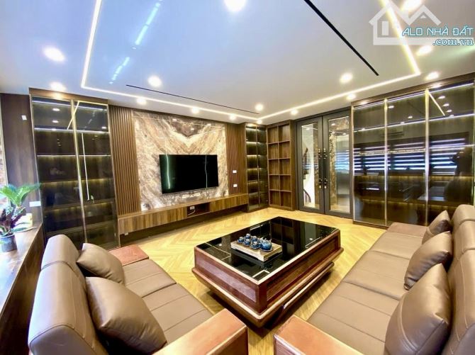Mới keng mặt phố Vũ Tông Phan, vỉa hè 5m, KD, tương lai sáng, 45m*5T