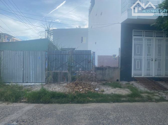 BÁN ĐẤT NHA TRANG đường NGUYỄN VĂN ĐĂNG 2TỶ8