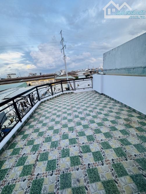 166 * 🏘️CĂN GÓC 60M2, 4 TẦNG  ( 4 x15 )MỚI ĐẸP, MẶT TIỀN LỘ LỚN MÃ LÒ, Q .BT