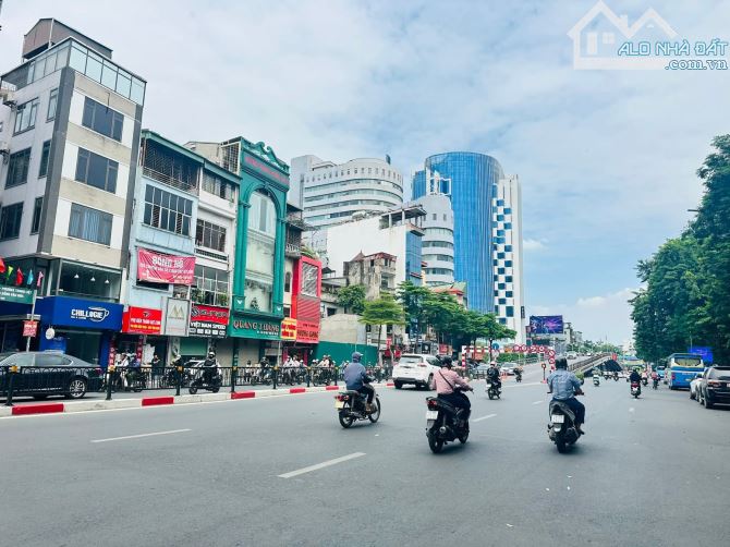 BÁN ĐẤT VÀ TÒA NHÀ VĂN PHÒNG PHỐ TÂY SƠN – ĐỐNG ĐA, 630M², MẶT TIỀN 18M, GPXD 8 TẦNG 1 HẦM
