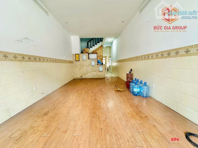 Cho thuê nhà 1 trệt 3 lầu mặt tiền Võ Thị Sáu khu D2D trung tâm Biên Hòa
