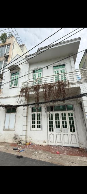An Dương Vương dt 110/135m  2 tầng mặt tiền 10.8m giá 12.5 tỷ Tây Hồ
