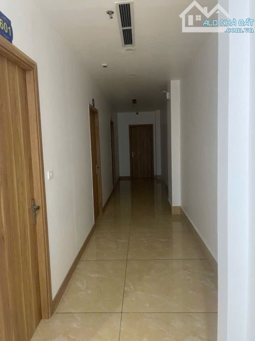Bán tòa nhà 9 tầng mặt phố Trần Quốc Vượng – Cầu Giấy, vị trí vàng, công năng đa dạng