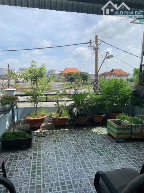 Bán nhà hẻm Đào Tông Nguyên, TT. Nhà Bè Nhà Bè. 55m2