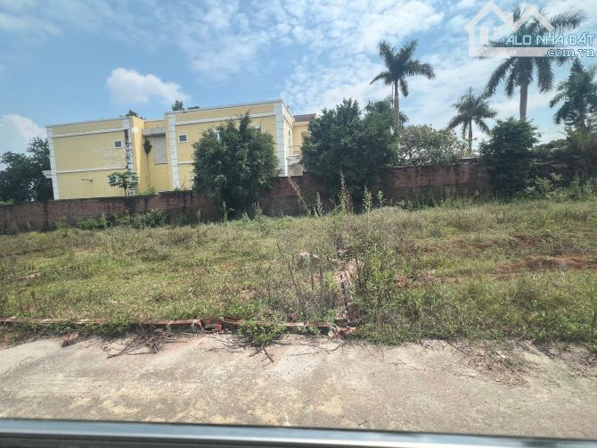 Bán đất 110m khu tái định cư Vai Réo Phú Cát