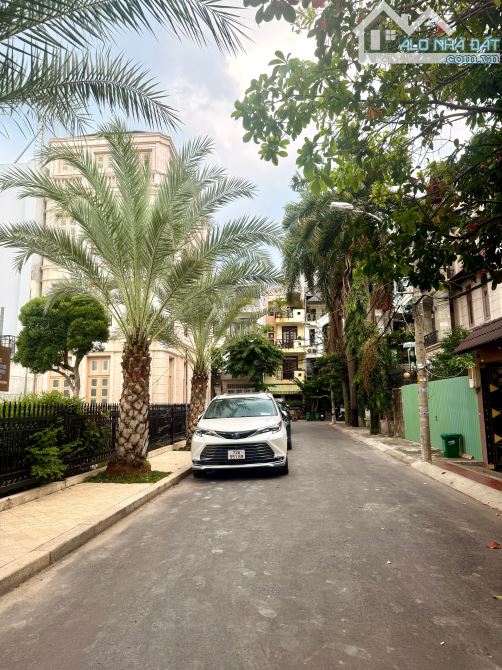 Đất Biệt thự trực diện công viên - 173m2 Khu sang trọng Quốc Hương / Thảo Điền