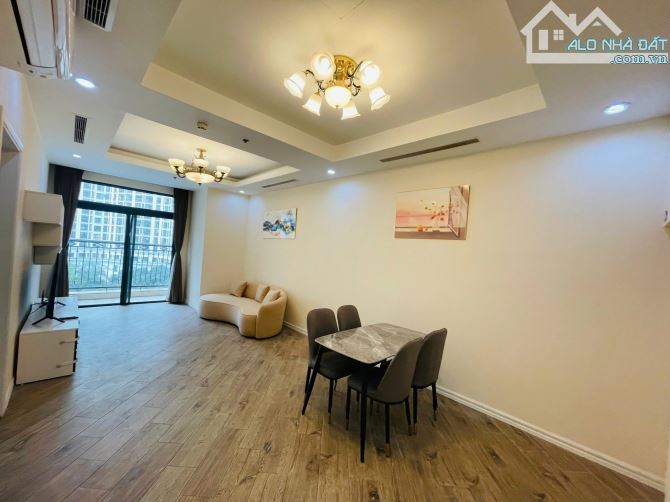 Bán Căn Hộ The Park Home Thành Thái DT 80m 2PN Full NT SĐCC hướng ĐN giá 8,5 tỷ ở luôn