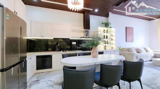 OTO TRÁNH, bán nhà phố Đàm Quang Trung, quận Long Biên 45m2 x 5T Nhỉnh 9Tỷ có thương lượng