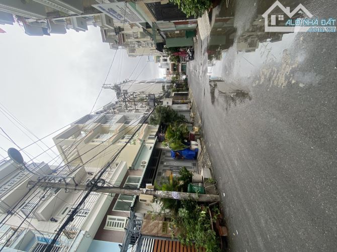TẶNG TOÀN BỘ NỘI THẤT! Bán Nhà Phú Nhuận HXH Phan Xích Long gần Bệnh viện Hoàn Mỹ - 4 Tầng
