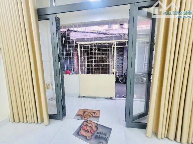 Siêu hiếm bán đất tặng nhà 2 tầng 52m2 - Hẻm xe hơi ngay ĐH Văn Lang - Chỉ nhỉnh 7 Tỷ