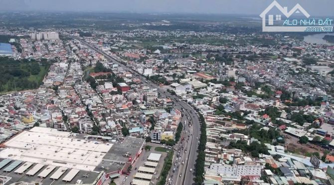 MUA VÀNG THÌ LỔ-MUA THỔ THÌ LỜI ! LÔ ĐẤT TRUNG TÂM 125m2 ĐỐI DIỆN TTTM 77HA, GIÁ 2TỶ220