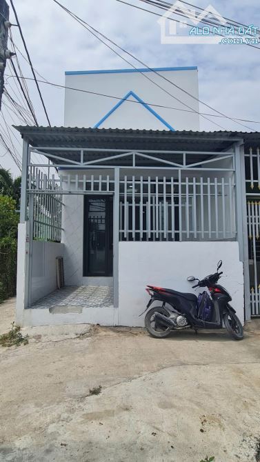 Nhà 1 Lầu 4 x 12m, 2PN 2WC Ngay Ngã Ba Tân Kim Đường TĐ4 . Sổ Hồng Riêng Giá Rẻ