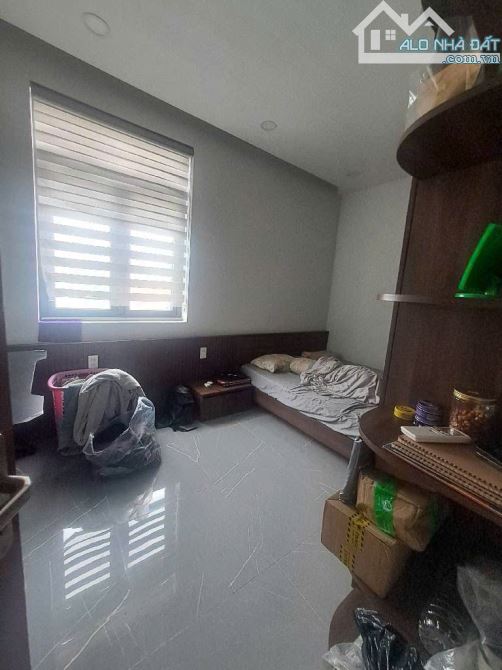 🏡  Nhà 2 Mặt tiền -Ngã tư ga -khu kinh doanh sầm uất- Quận 12 – DT khủng (5.5x20m)120m2 1