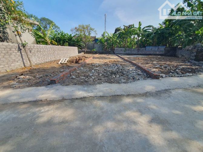 Hàng f0 mới tinh tại An Sơn, Thuỷ Nguyên đường oto 7 chỗ quay đầu chỉ 5xx triệu
