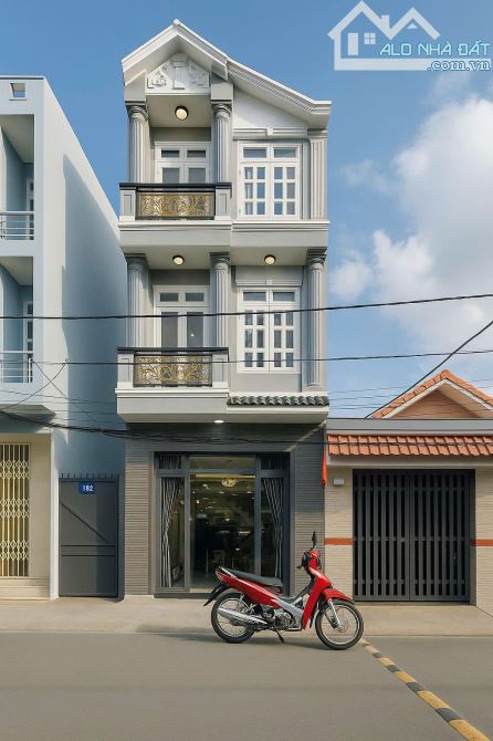 Bán Nhà Hẻm Xe 16 Chỗ Dương Cát Lợi, Nhà Bè Giáp Quận 7 – 4x15m