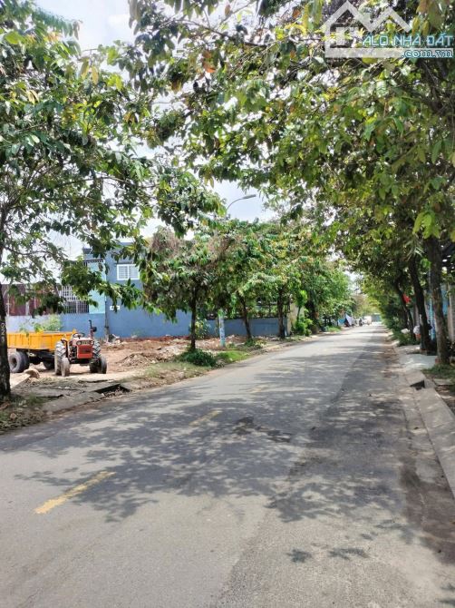 Bán đất mặt tiền buôn bán kinh doanh Trương Thị Như Hóc Môn TPHCM, DT: 5x22m.