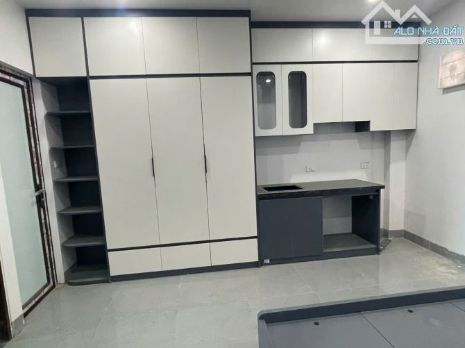 Cho thuê tòa nhà CHDV ở Phương canh 13 phòng mới toanh, full đồ