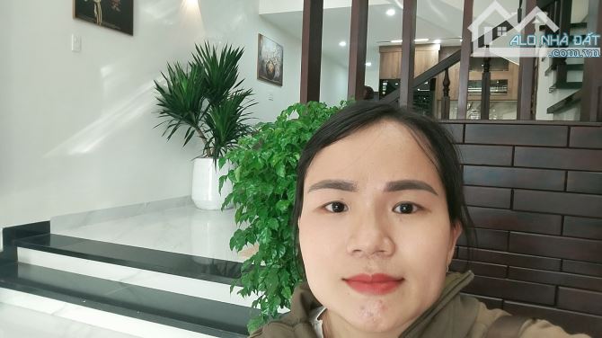 BÁN NHÀ 3 TẦNG,SẴN NỘI THẤT SANG TRỌNG Ở NGAY GIÁ TỐT