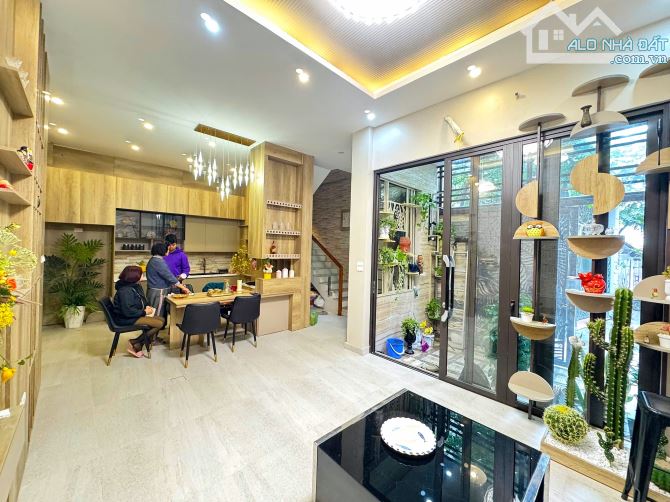 💥SIÊU ĐẸP ĐẤT NGUYỄN VĂN CỪ LB,DT71M2,ÔTÔ TRÁNH VÀO CỬA,TỌA ĐỘ ĐỈNH, ĐẦU TƯ, GIÁ 13.X TỶ