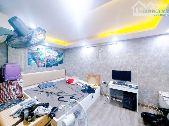 Ngã tư Minh Khai, Tam Trinh nhà gần phố 2 thoáng mát tự nhiên 7tỷ