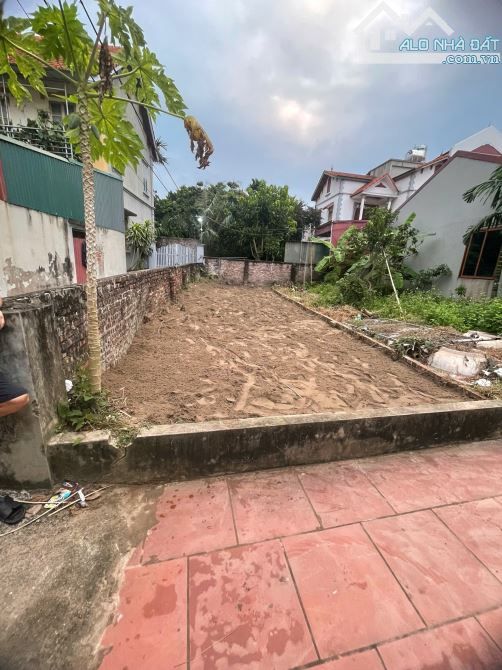 Nhỉnh 5 tỷ- 62m2 Đào Xuyên- Đa Tốn, ngõ nông, ô tô vào đất