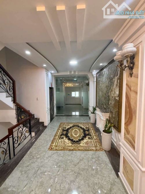 Hẻm 6M Phan Văn Trị, 6 tầng có hầm + thang máy, giá 16.99 tỷ
