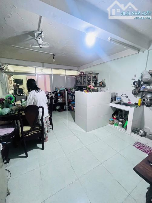 BÁN NHÀ HẺM HÀN HẢI NGUYÊN, QUẬN 11, 64,4M2