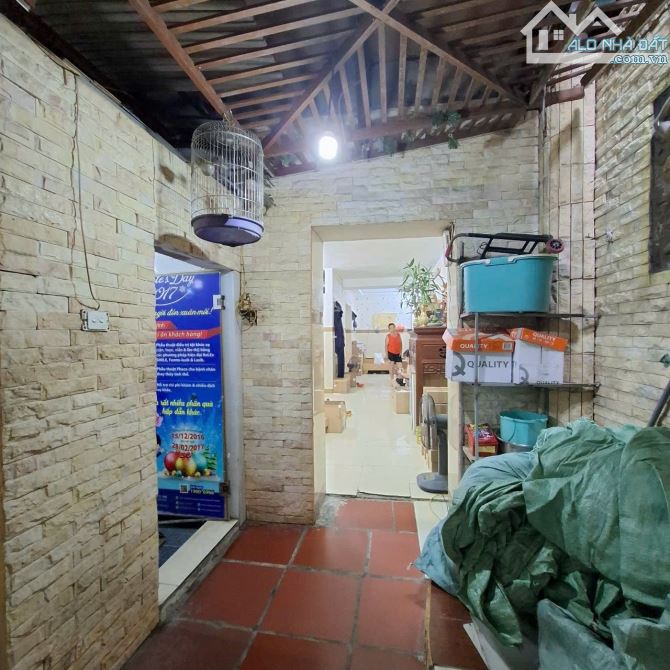 BÁN TẬP THỂ T1, KD – CÔNG TY XD DÂN DỤNG, VĂN CHƯƠNG, ĐỐNG ĐA. 80M² – 2PN. 4,39 TỶ