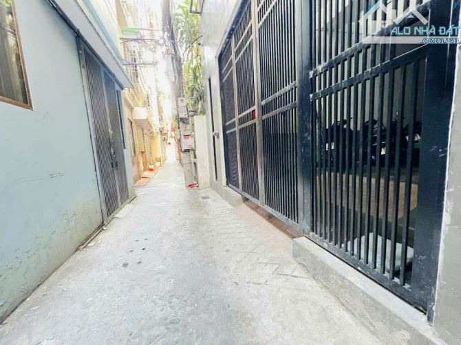 BÁN NHÀ DÒNG TIỀN TRUNG KÍNH-NGÕ THÔNG-GẦN Ô TÔ 74M 6 TẦNG GIÁ 20,5 TỶ