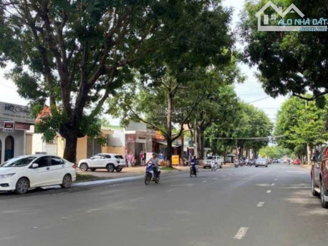 ĐẤT MẶT TIỀN ĐƯỜNG Y NGÔNG, P TÂN TIẾN. DT 5X39, GIÁ 6.8 TỶ
